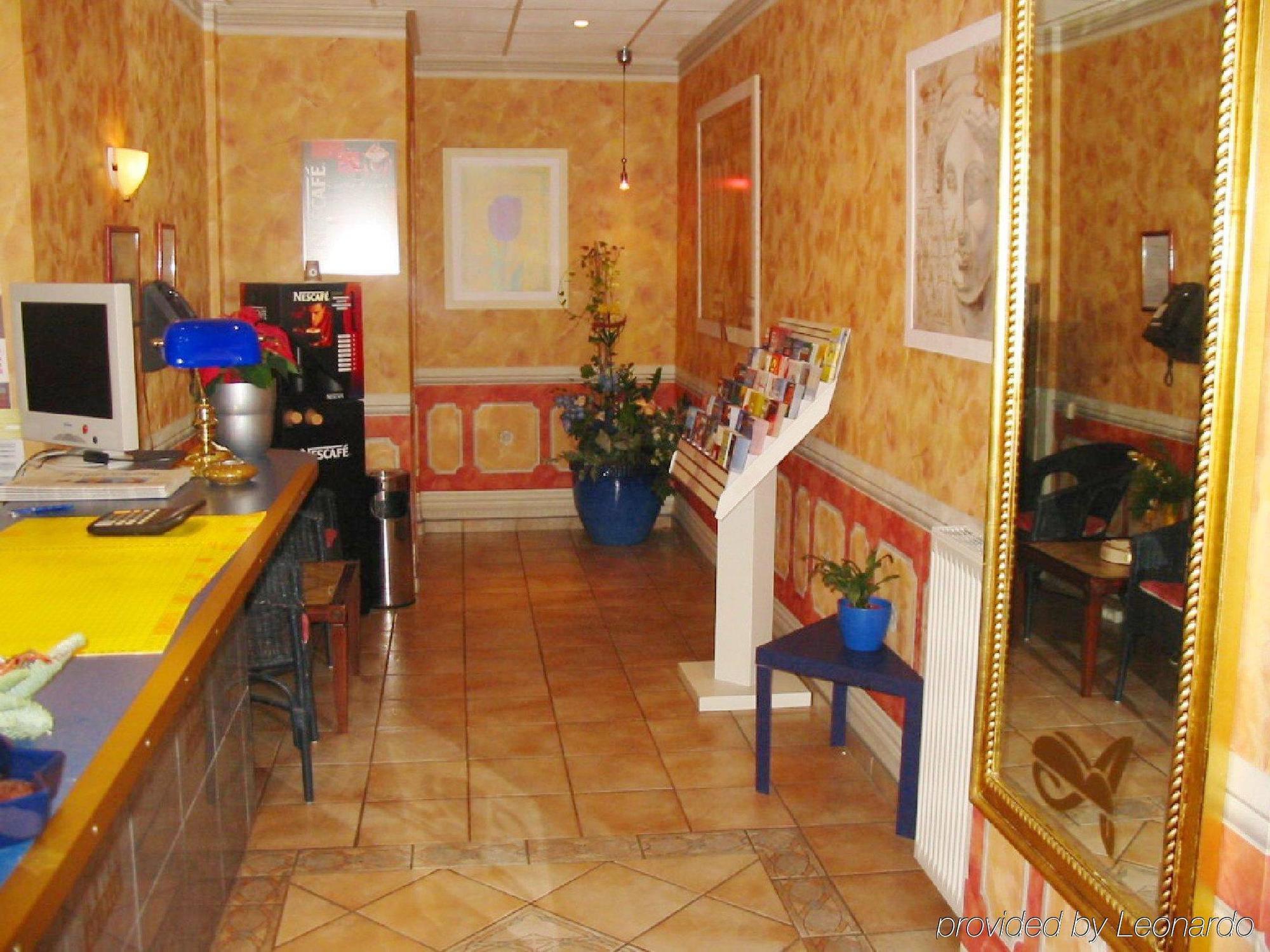 City Hotel Ansbach Am Kadewe Берлин Интерьер фото